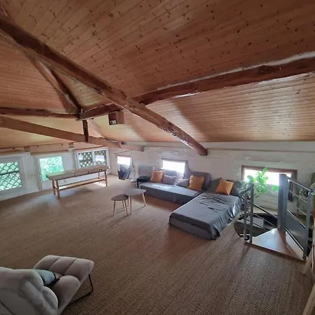 La Briqueterie Holiday home *